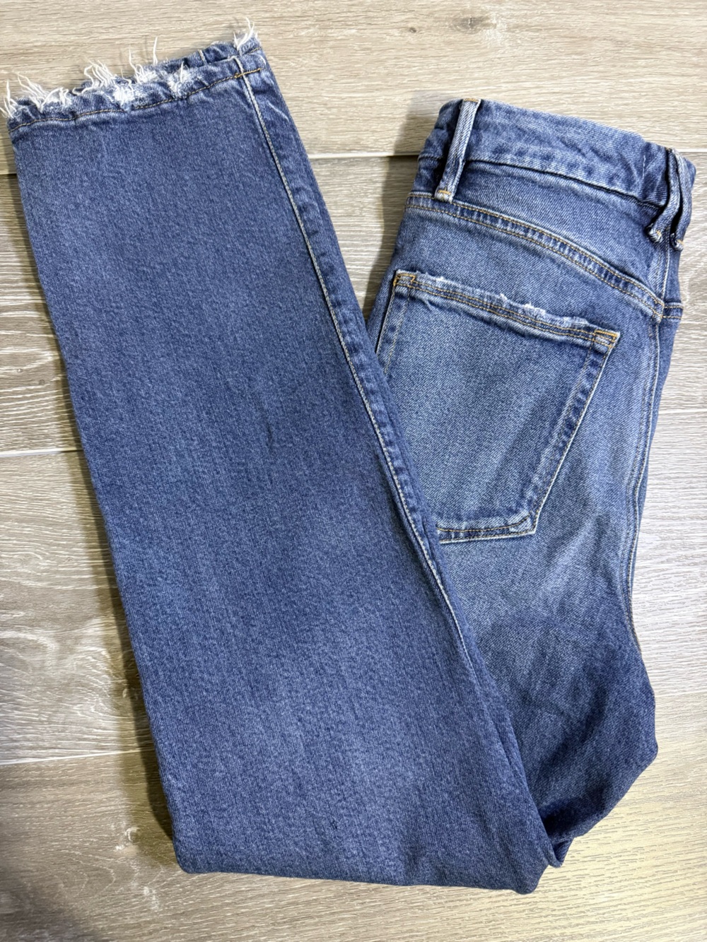 Good American Good Curve Straight Jeans Super High Rise Sz 4 / 27 Raw Hem - Picture 9 of 9